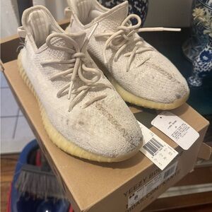 adidas Yeezy boost 350 V2
